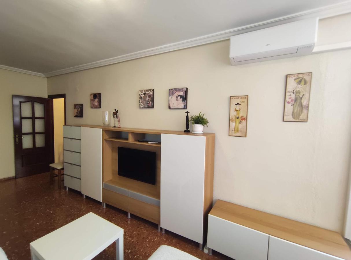 카디스 Amplio Piso Junto A Playa Victoria 아파트 외부 사진